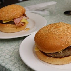 Hamburger a pranzo