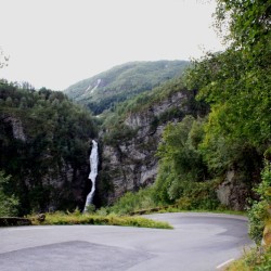 La cascata Stalheimsfossen
