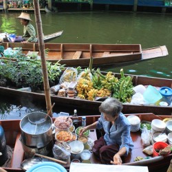 Il mercato galleggiante