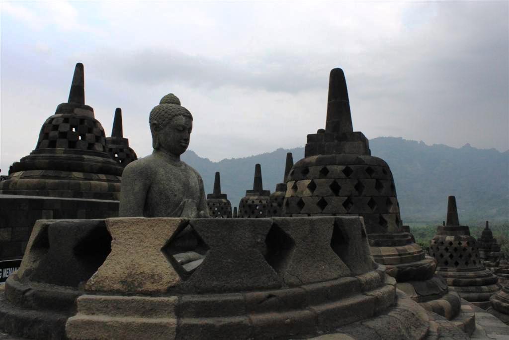 Dieng Plateau & Borobudur